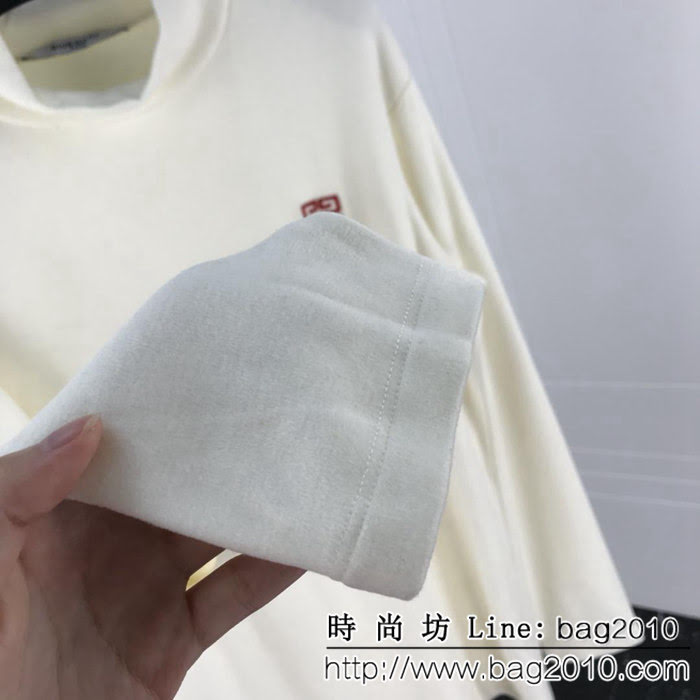 GVC紀梵希 半高領 高密澳絨 打底衫 男款百搭單品 ydi1466